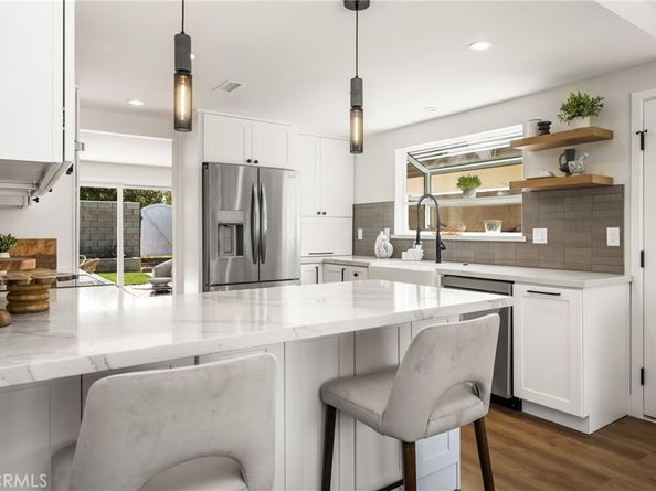 9802 Effingham  Drive, Huntington Beach CA 92646