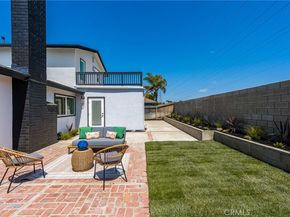 9802 Effingham  Drive, Huntington Beach CA 92646