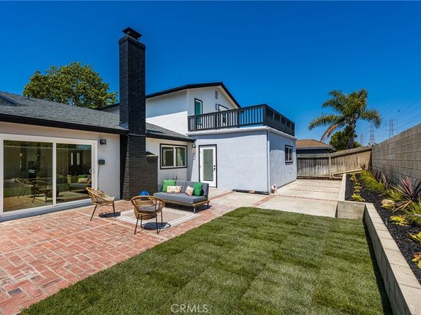 9802 Effingham  Drive, Huntington Beach CA 92646
