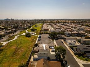 9802 Effingham  Drive, Huntington Beach CA 92646