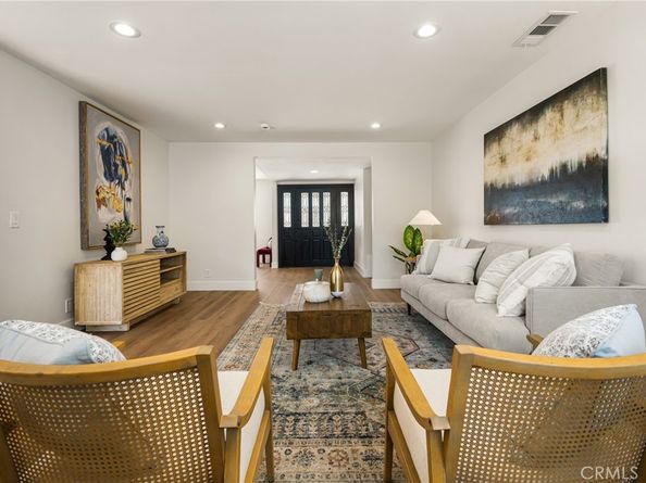 9802 Effingham  Drive, Huntington Beach CA 92646