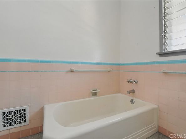 1327 S Burnside Avenue, Los Angeles CA 90019