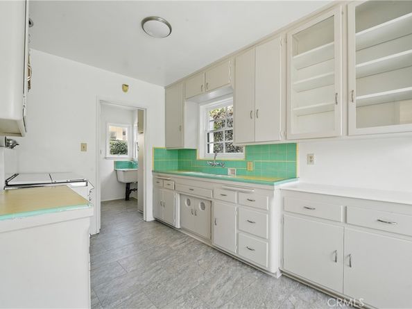 1327 S Burnside Avenue, Los Angeles CA 90019