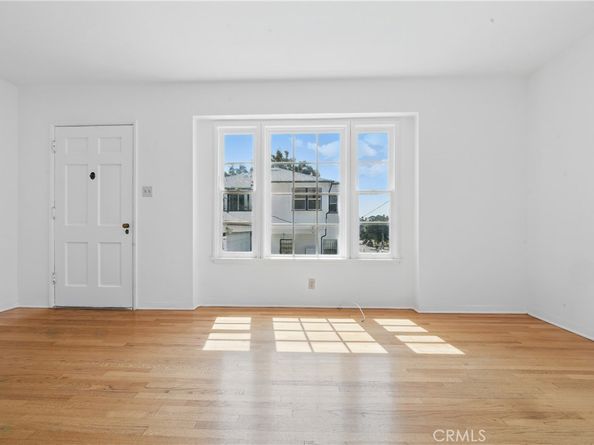 1327 S Burnside Avenue, Los Angeles CA 90019