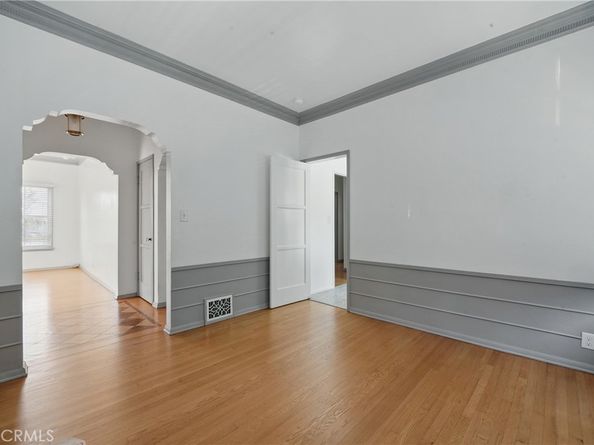 1327 S Burnside Avenue, Los Angeles CA 90019