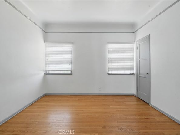 1327 S Burnside Avenue, Los Angeles CA 90019