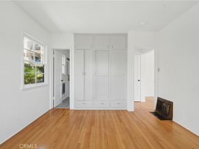 1327 S Burnside Avenue, Los Angeles CA 90019