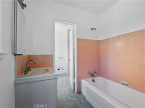 1327 S Burnside Avenue, Los Angeles CA 90019