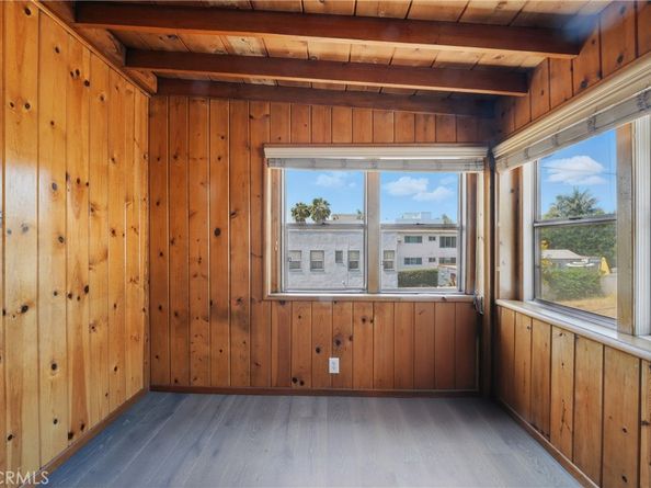 1327 S Burnside Avenue, Los Angeles CA 90019