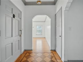1327 S Burnside Avenue, Los Angeles CA 90019