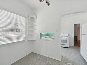 1327 S Burnside Avenue, Los Angeles CA 90019