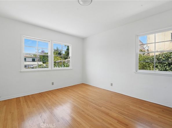 1327 S Burnside Avenue, Los Angeles CA 90019