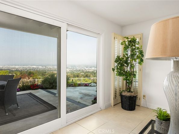 580 S Londerry Ln, Anaheim Hills CA 92807