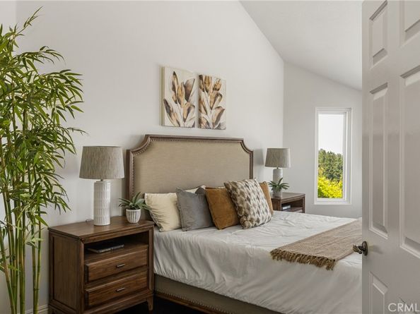 580 S Londerry Ln, Anaheim Hills CA 92807