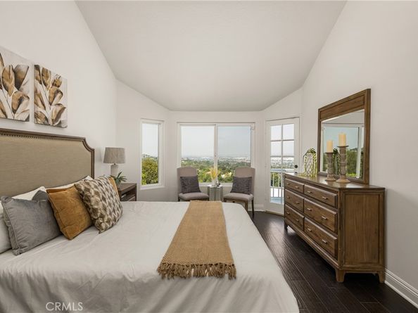 580 S Londerry Ln, Anaheim Hills CA 92807