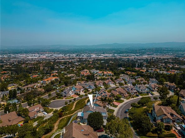 580 S Londerry Ln, Anaheim Hills CA 92807