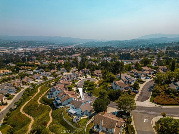 580 S Londerry Ln, Anaheim Hills CA 92807