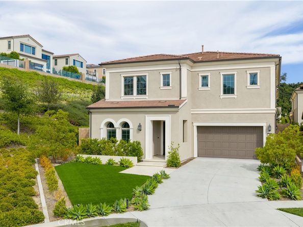 100 Jayhawk, Irvine CA 92602
