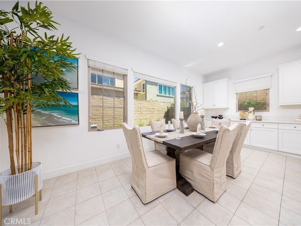 100 Jayhawk, Irvine CA 92602