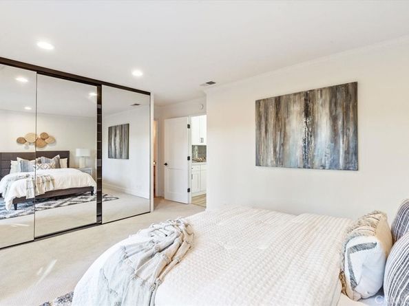 23812 Pesaro, Laguna Hills CA 92653