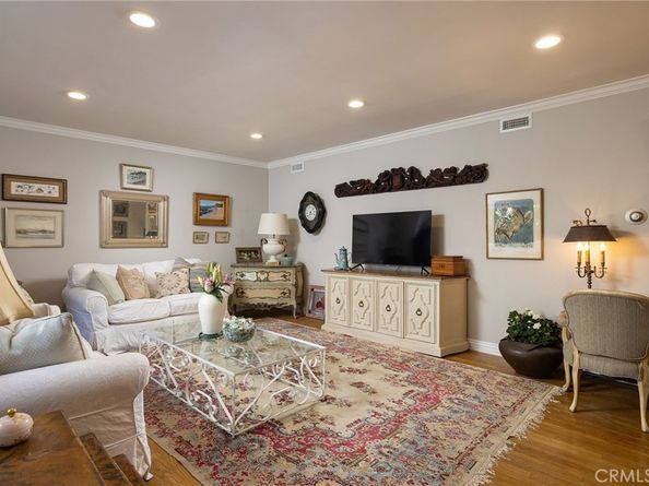 255 Cypress Drive 2, Laguna Beach CA 92651