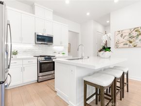 806 Sunrise Road, Rancho Mission Viejo CA 92694