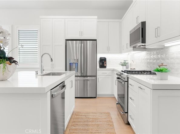 806 Sunrise Road, Rancho Mission Viejo CA 92694