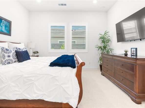 806 Sunrise Road, Rancho Mission Viejo CA 92694