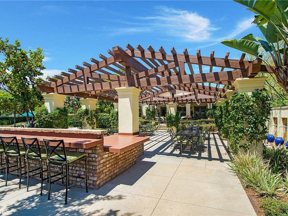 806 Sunrise Road, Rancho Mission Viejo CA 92694