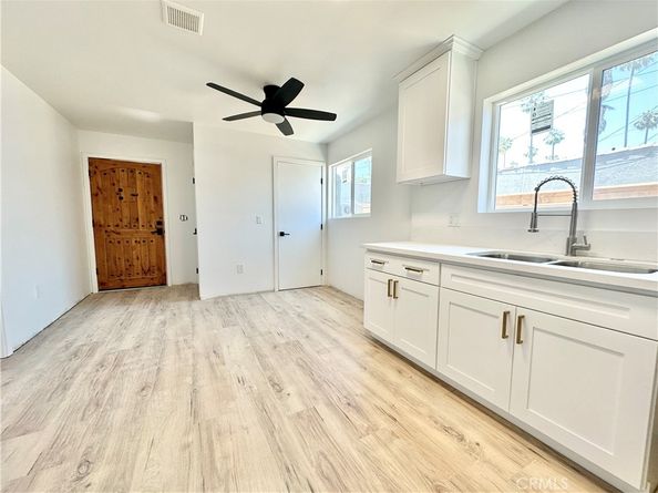 5718 S Manhattan Place, Los Angeles CA 90062