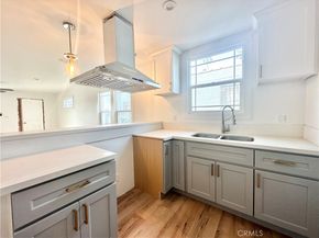 5718 S Manhattan Place, Los Angeles CA 90062