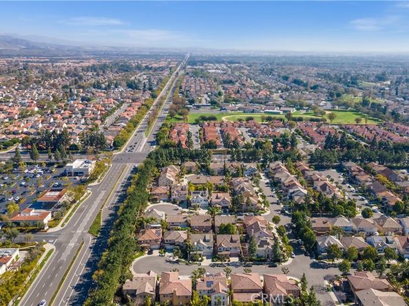8 Delano, Irvine CA 92602