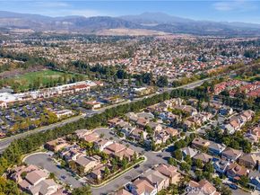 8 Delano, Irvine CA 92602