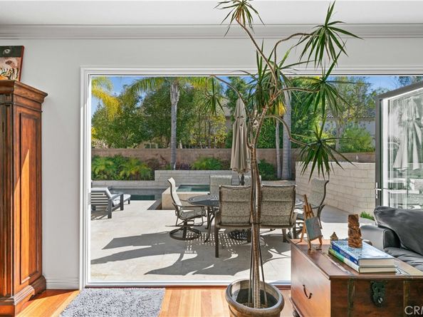 8 Delano, Irvine CA 92602