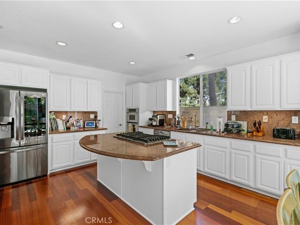 8 Delano, Irvine CA 92602