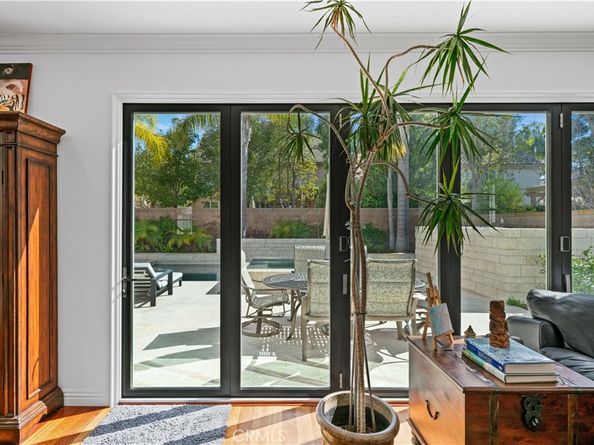 8 Delano, Irvine CA 92602