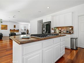8 Delano, Irvine CA 92602
