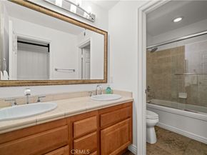 8 Delano, Irvine CA 92602