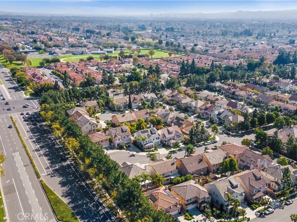 8 Delano, Irvine CA 92602