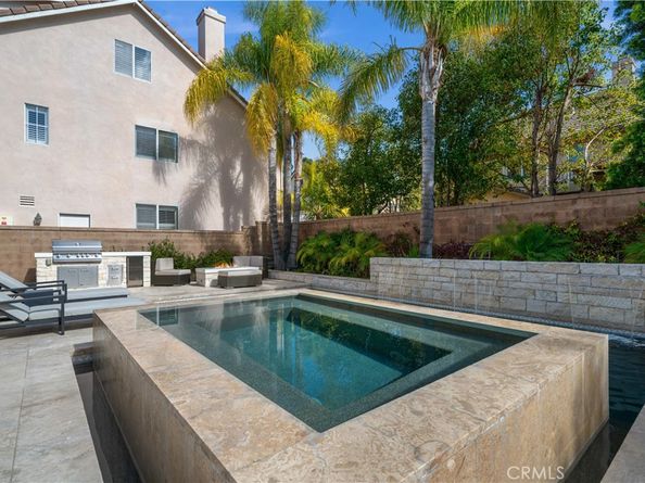 8 Delano, Irvine CA 92602