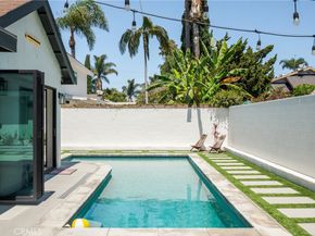 3460 San Rafael Circle, Costa Mesa CA 92626