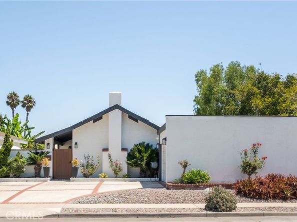3460 San Rafael Circle, Costa Mesa CA 92626