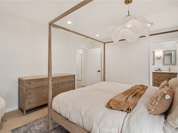 3460 San Rafael Circle, Costa Mesa CA 92626