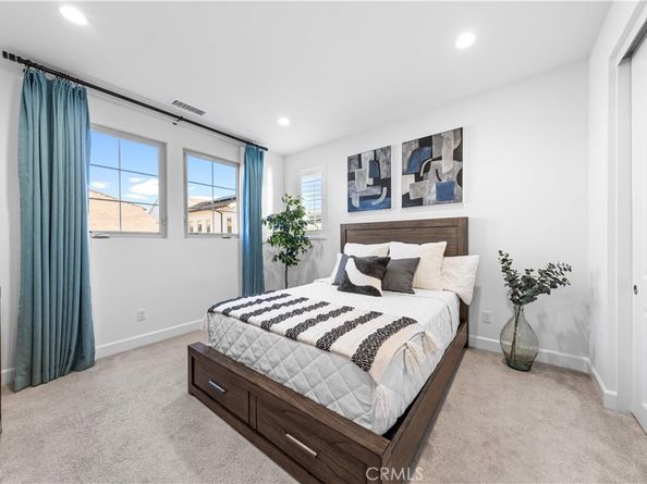 138 Jayhawk, Irvine CA 92602