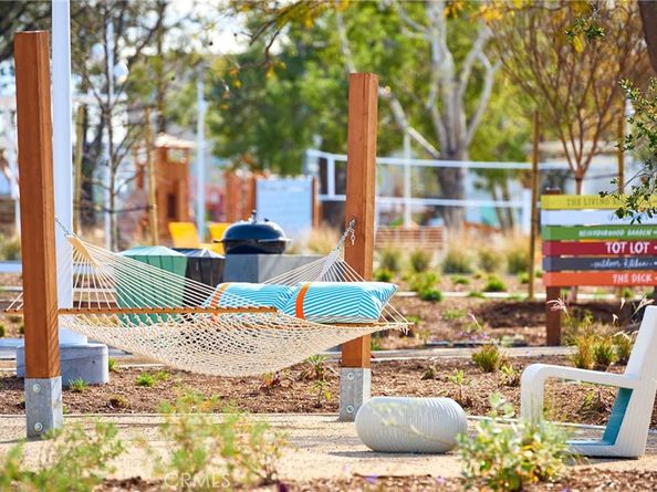 143 Interval, Irvine CA 92618