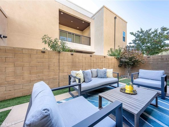 143 Interval, Irvine CA 92618