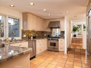 32006 Sunset Avenue, Laguna Beach CA 92651