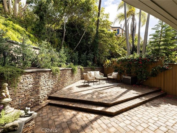 32006 Sunset Avenue, Laguna Beach CA 92651