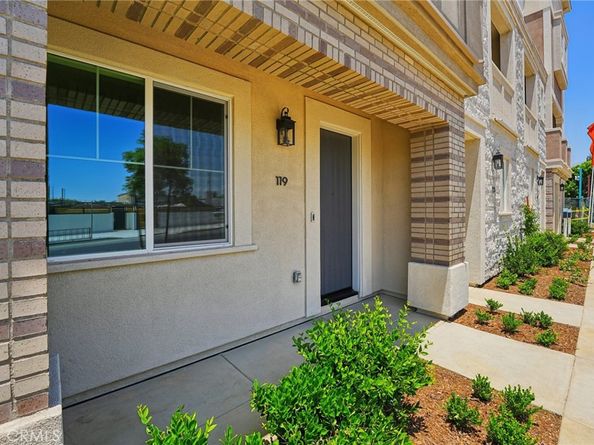 119 N First Avenue, Upland CA 91786