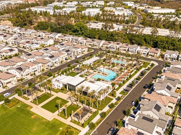 360 Riverbend, Lake Forest CA 92630